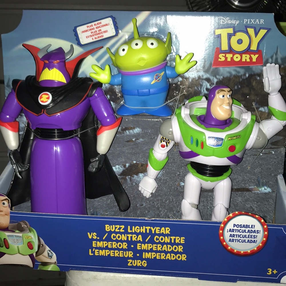 Buzz lightyear vs. Emperor